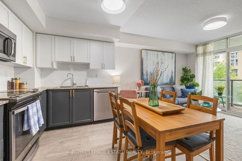Photo 3 at 206 - 816 Lansdowne Avenue, Junction, Toronto