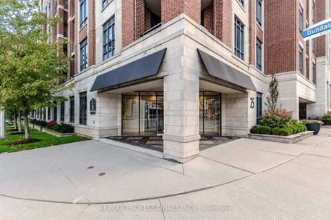 Photo 1 at 507 - 25 Earlington Avenue, Kingsway South, Toronto