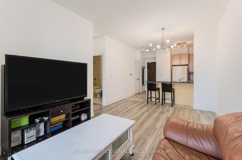 Photo 12 at 507 - 25 Earlington Avenue, Kingsway South, Toronto
