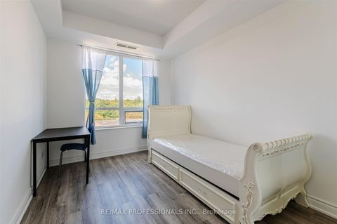 Photo 14 at 507 - 25 Earlington Avenue, Kingsway South, Toronto