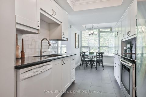 Photo 14 at 515 - 268 Ridley Boulevard, Nortown, Toronto