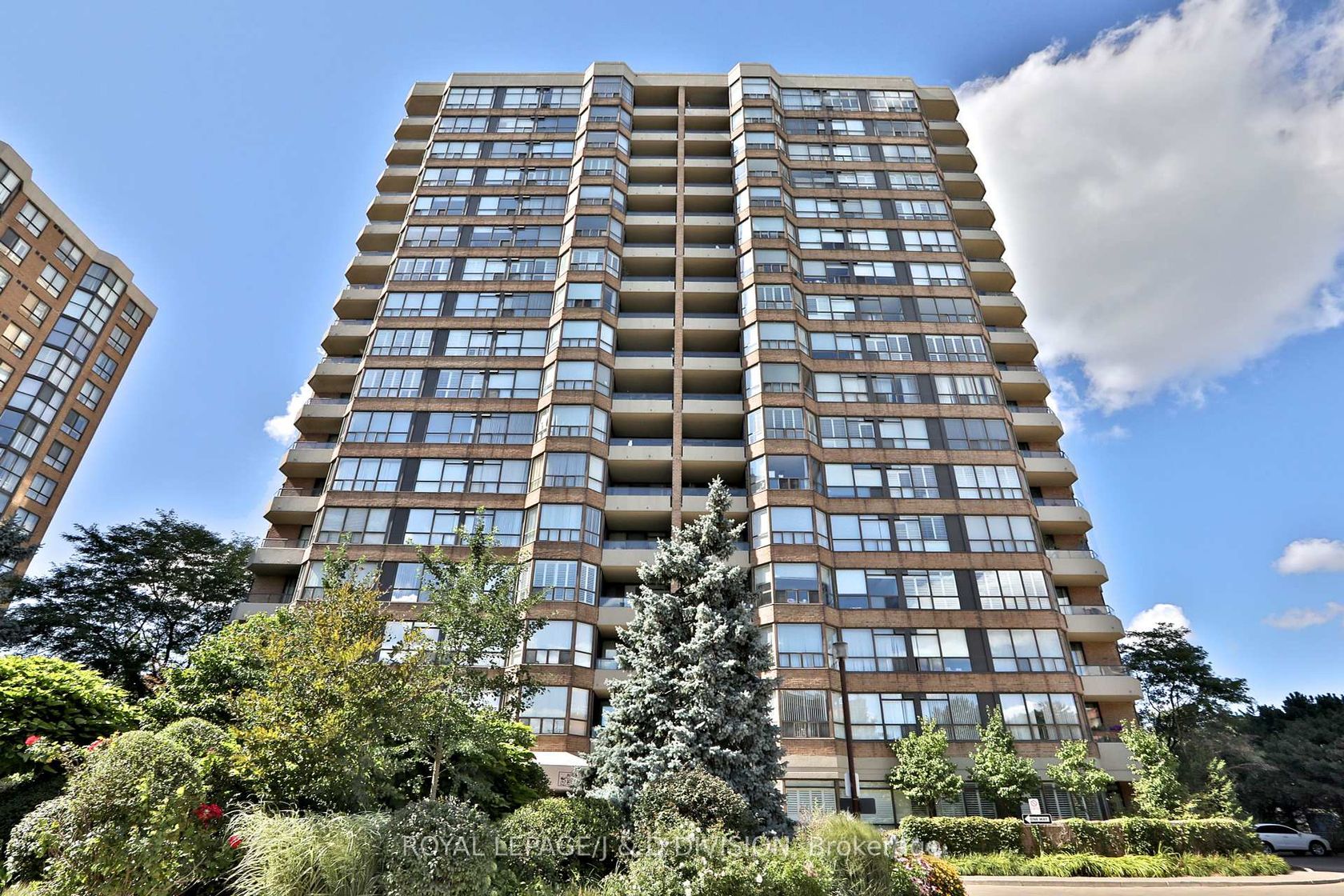 515 - 268 Ridley Boulevard, Nortown, Toronto 