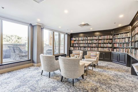 Photo 15 at 114 - 14924 Yonge Street, Aurora Highlands, Aurora