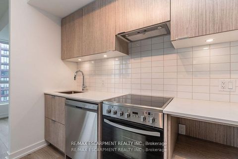Photo 10 at 2201 - 395 Bloor Street E, South St. James Town, Toronto