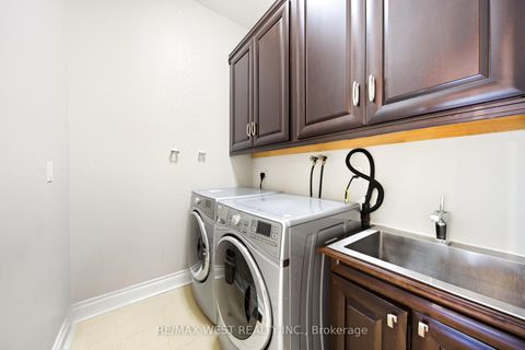 Photo 12 at 192 Pacific Avenue, High Park North, Toronto