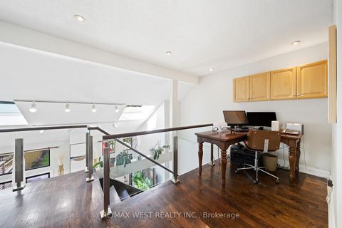 Photo 18 at 192 Pacific Avenue, High Park North, Toronto