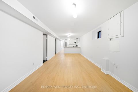 Photo 28 at 192 Pacific Avenue, High Park North, Toronto