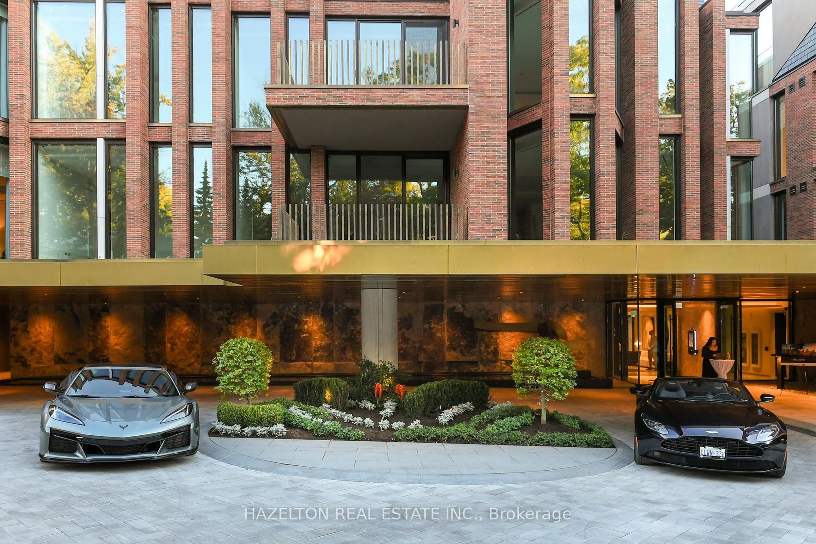 PH3 - 7 Dale Avenue, Moore Park, Toronto 