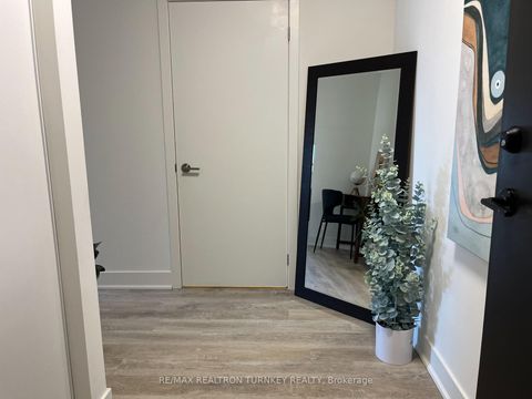 Photo 6 at 018 - 185 Deerfield Road, Central Newmarket, Newmarket