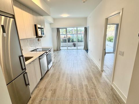 Photo 19 at 018 - 185 Deerfield Road, Central Newmarket, Newmarket