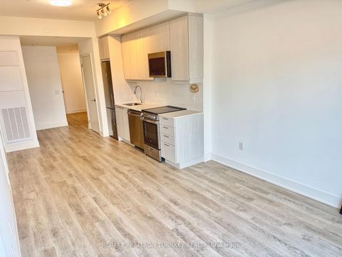 Photo 20 at 018 - 185 Deerfield Road, Central Newmarket, Newmarket