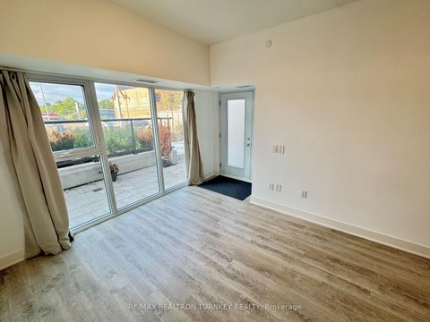 Photo 22 at 018 - 185 Deerfield Road, Central Newmarket, Newmarket