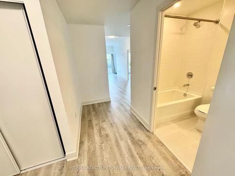 Photo 23 at 018 - 185 Deerfield Road, Central Newmarket, Newmarket