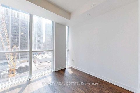 Photo 4 at 801 - 1 Yorkville Avenue, Annex, Toronto