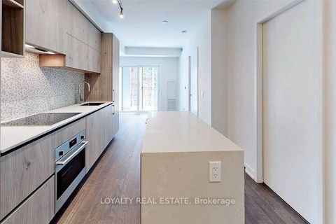 Photo 11 at 801 - 1 Yorkville Avenue, Annex, Toronto