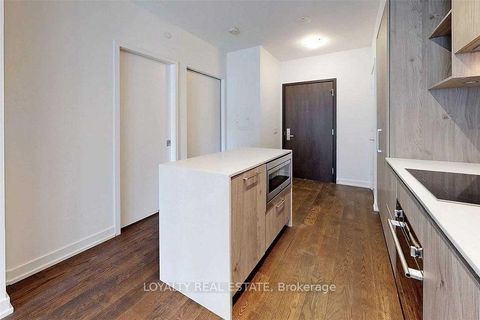 Photo 16 at 801 - 1 Yorkville Avenue, Annex, Toronto