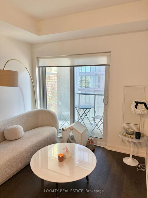 Photo 19 at 801 - 1 Yorkville Avenue, Annex, Toronto