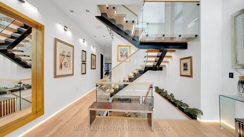 Photo 4 at 4 Douglas Crescent, Leaside, Toronto