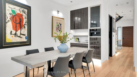 Photo 12 at 4 Douglas Crescent, Leaside, Toronto