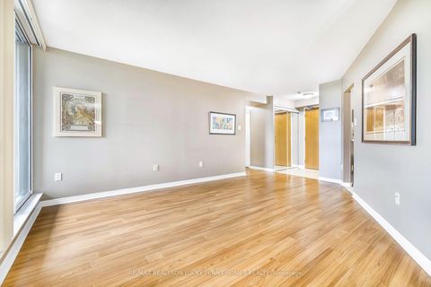 Photo 6 at 804 - 7250 Yonge Street, Yorkhill, Vaughan