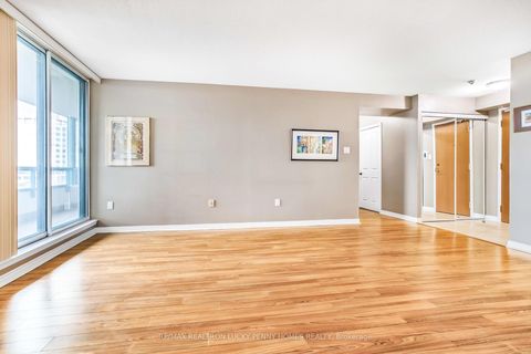 Photo 8 at 804 - 7250 Yonge Street, Yorkhill, Vaughan