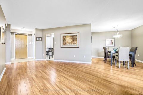 Photo 9 at 804 - 7250 Yonge Street, Yorkhill, Vaughan