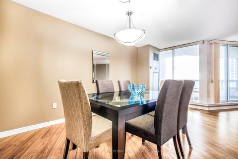 Photo 12 at 804 - 7250 Yonge Street, Yorkhill, Vaughan
