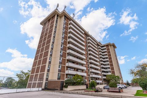 Photo 1 at 206 - 541 Blackthorn Avenue, Eglinton West, Toronto