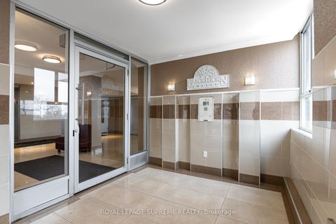 Photo 4 at 206 - 541 Blackthorn Avenue, Eglinton West, Toronto