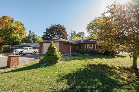 Photo 2 at 213 Jane Street, Stayner, Clearview