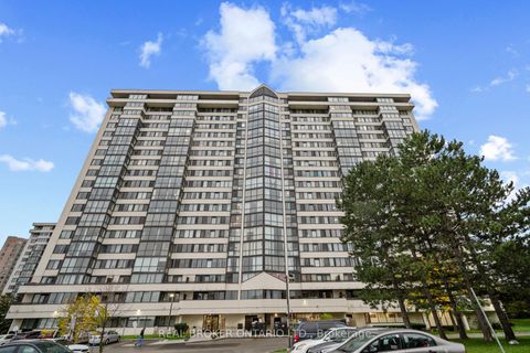 Photo 1 at 1402 - 10 Markbrook Lane, Jamestown, Toronto