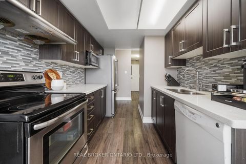 Photo 8 at 1402 - 10 Markbrook Lane, Jamestown, Toronto