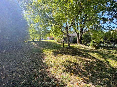 Photo 6 at 353B Ontario Street, Central Newmarket, Newmarket