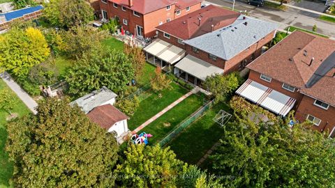 Photo 39 at 194 Fairglen Avenue, L'Amoreaux, Toronto