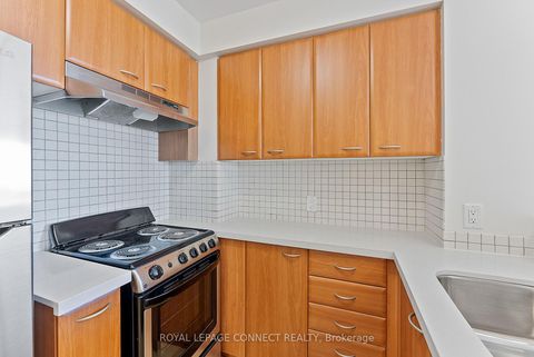 Photo 8 at 1712 - 36 Lee Centre Drive, Woburn, Toronto