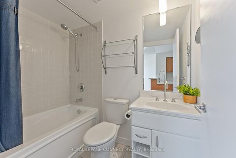 Photo 18 at 1712 - 36 Lee Centre Drive, Woburn, Toronto