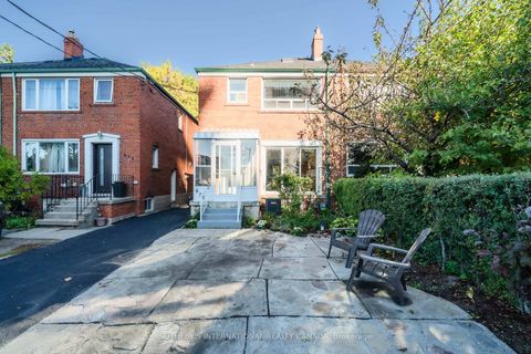 Photo 1 at 930 Eglinton Avenue E, Leaside, Toronto