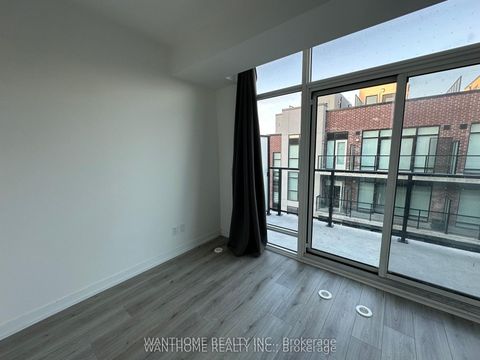 Photo 4 at 15 - 861 Sheppard Avenue W, Clanton Park, Toronto