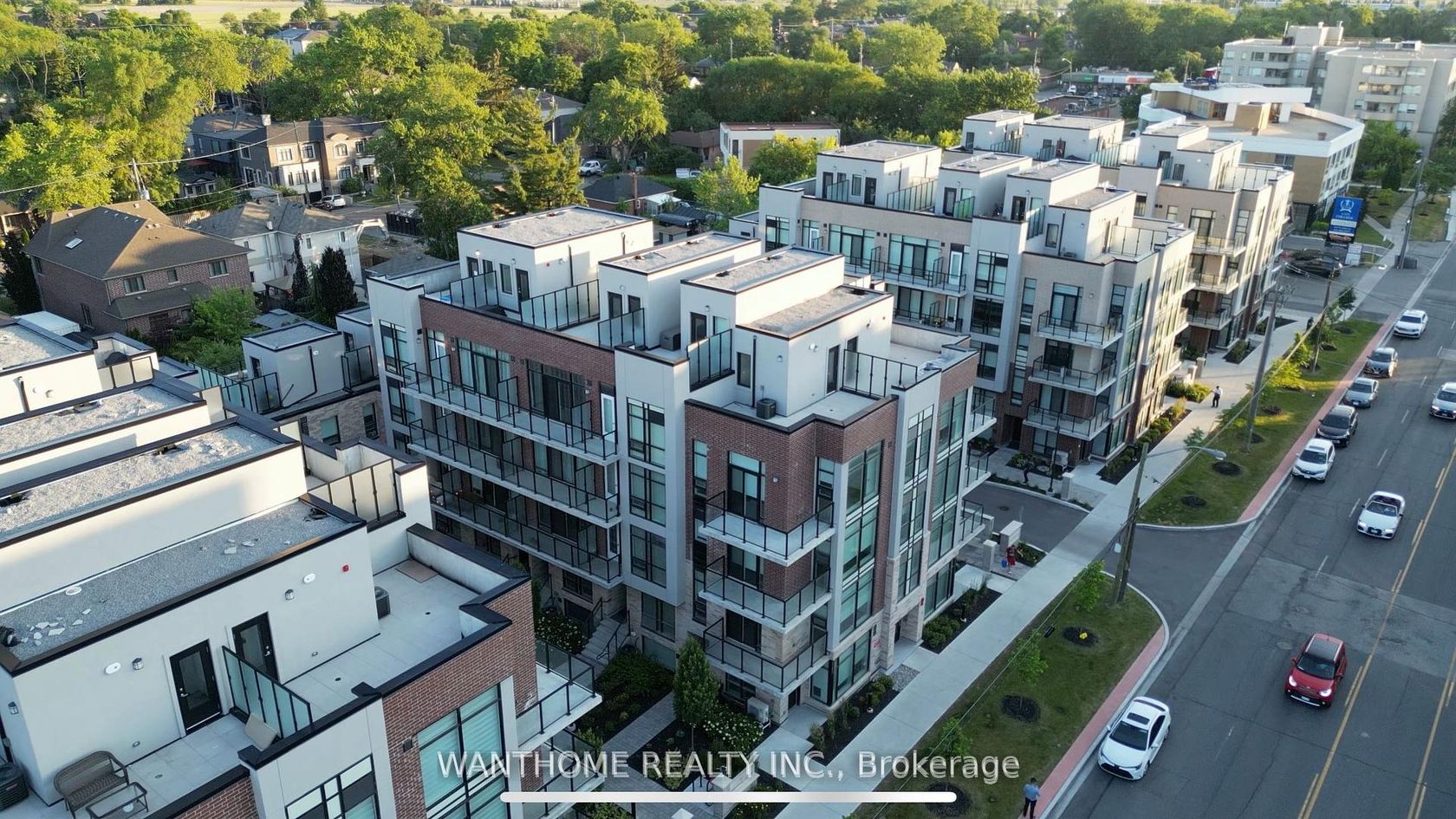15 - 861 Sheppard Avenue W, Clanton Park, Toronto 