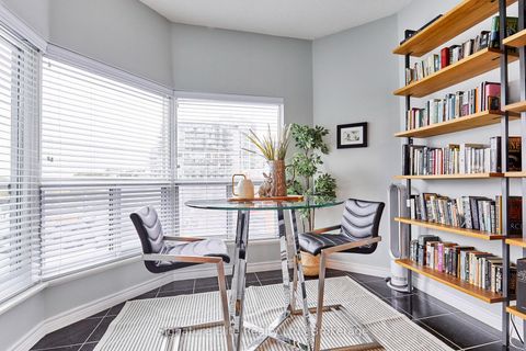 Photo 5 at 618 - 600 Queens Quay W, Waterfront Communities C1, Toronto