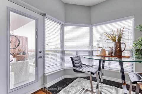 Photo 6 at 618 - 600 Queens Quay W, Waterfront Communities C1, Toronto