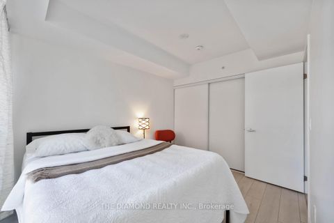 Photo 15 at 421 - 31 Tippett Road, Clanton Park, Toronto