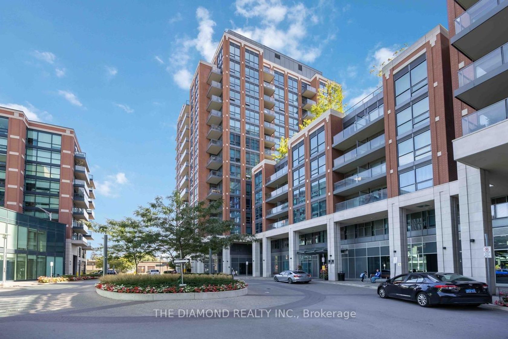 421 - 31 Tippett Road, Clanton Park, Toronto 