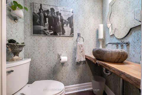 Photo 23 at 91 Lawrence Avenue, Lawrence Park South, Toronto