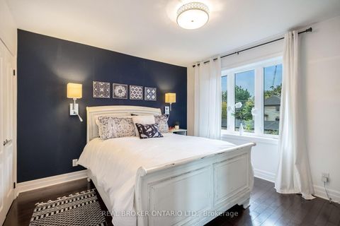 Photo 25 at 91 Lawrence Avenue, Lawrence Park South, Toronto