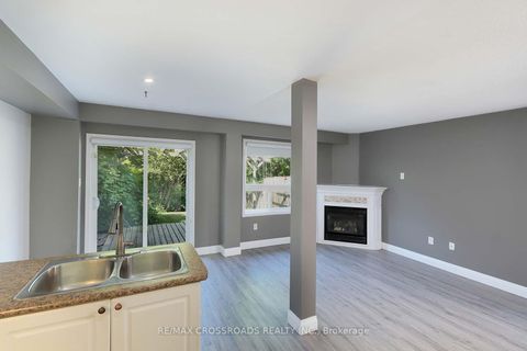 Photo 11 at 988 Southport Drive, Donevan, Oshawa