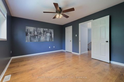 Photo 18 at 988 Southport Drive, Donevan, Oshawa