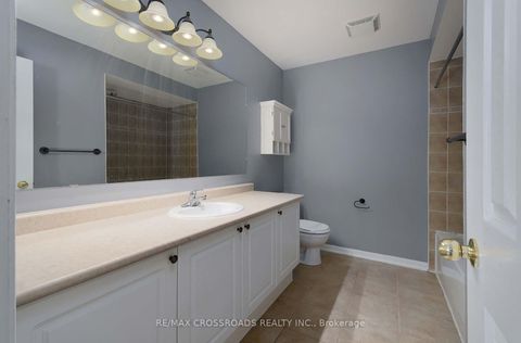 Photo 24 at 988 Southport Drive, Donevan, Oshawa