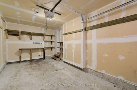 Photo 31 at 988 Southport Drive, Donevan, Oshawa