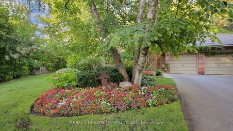 Photo 38 at 1 Vyner Road, Windfields, Toronto